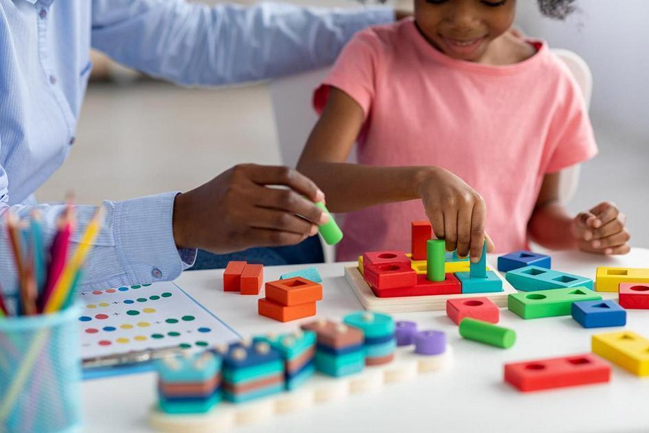 Desafios do método Montessori nas escolas brasileiras Desafios do método Montessori nas escolas brasileiras